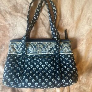 Vera Bradley hand bag
